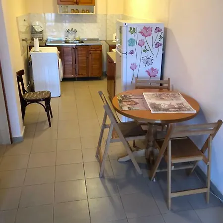 Cosy With Central Seaside Location